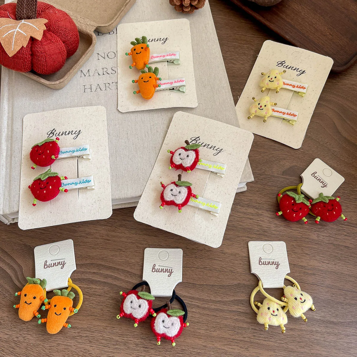 

2pcs Cotton-filled Children's Hairpin Cartoon Fruit Carrot Elastic Hair Band Fun Cute Baby Bangs Side Clip Hairpin Rubber Band