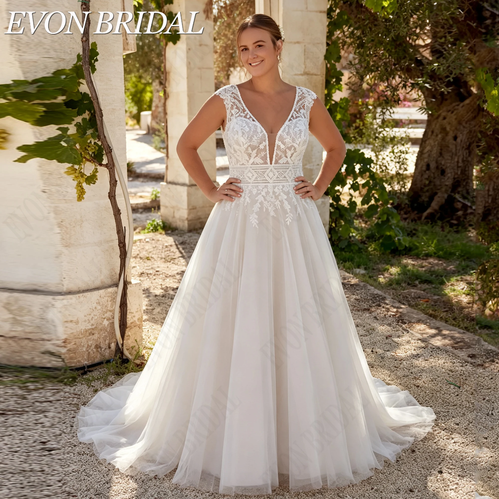 EVON BRIDAL Customized Cap Sleeve Tulle Wedding Dress Plus Size Lace Appliques Bride Dresses V-Neck A-LINE Backless Bridal Gown