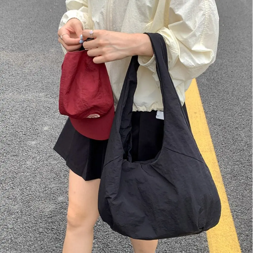 Candy Color Nylon Shoulder Bag Quick-dry Large Capacity Casual Tote Bag Solid Color Korean Style Japanese Style Shoulder Bag