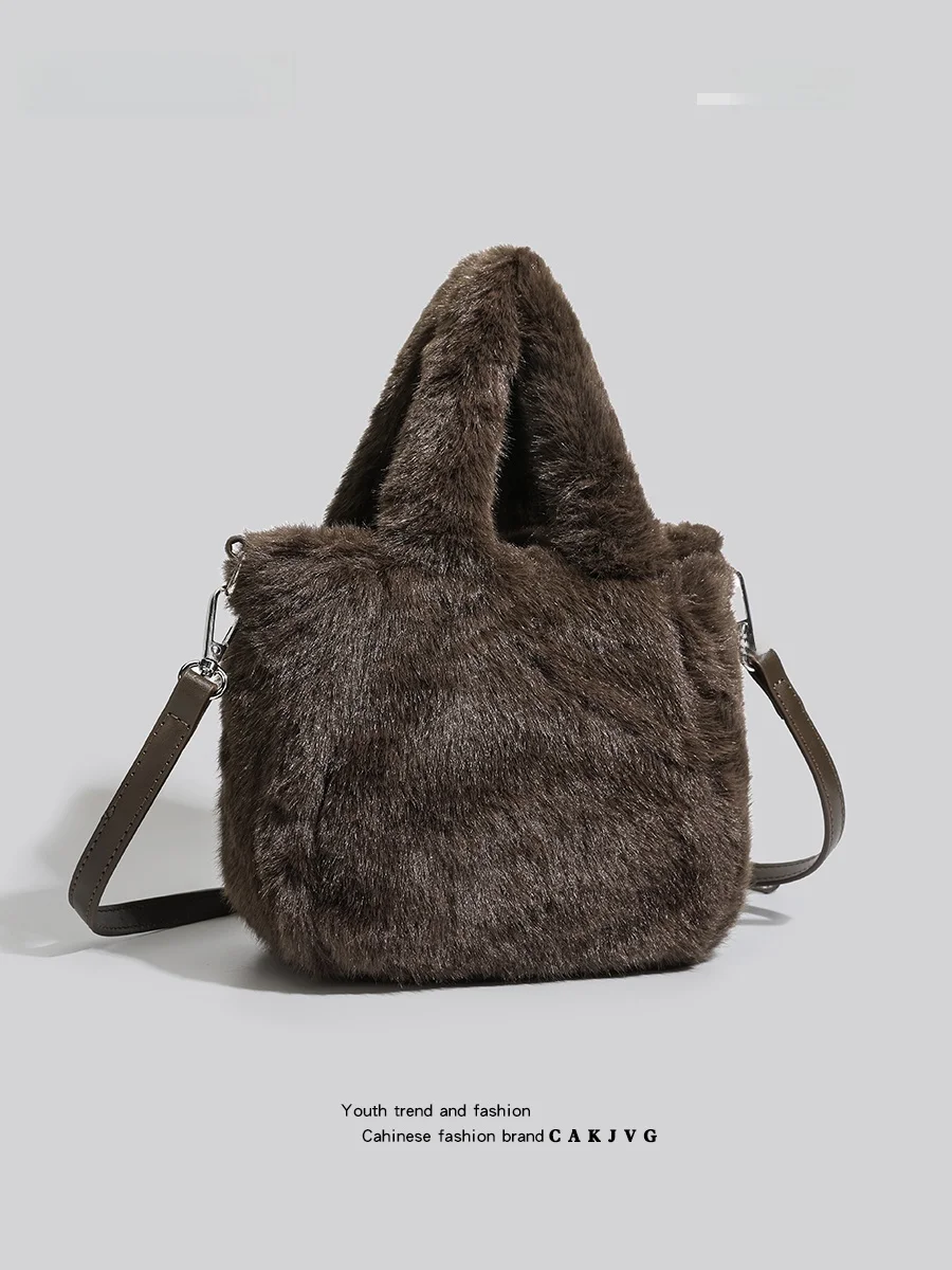 

CAKJVG Original Korean Style Casual Autumn Winter Plush Handbag Women's Crossbody Shoulder Bag New 2025 Versatile Tote Bag