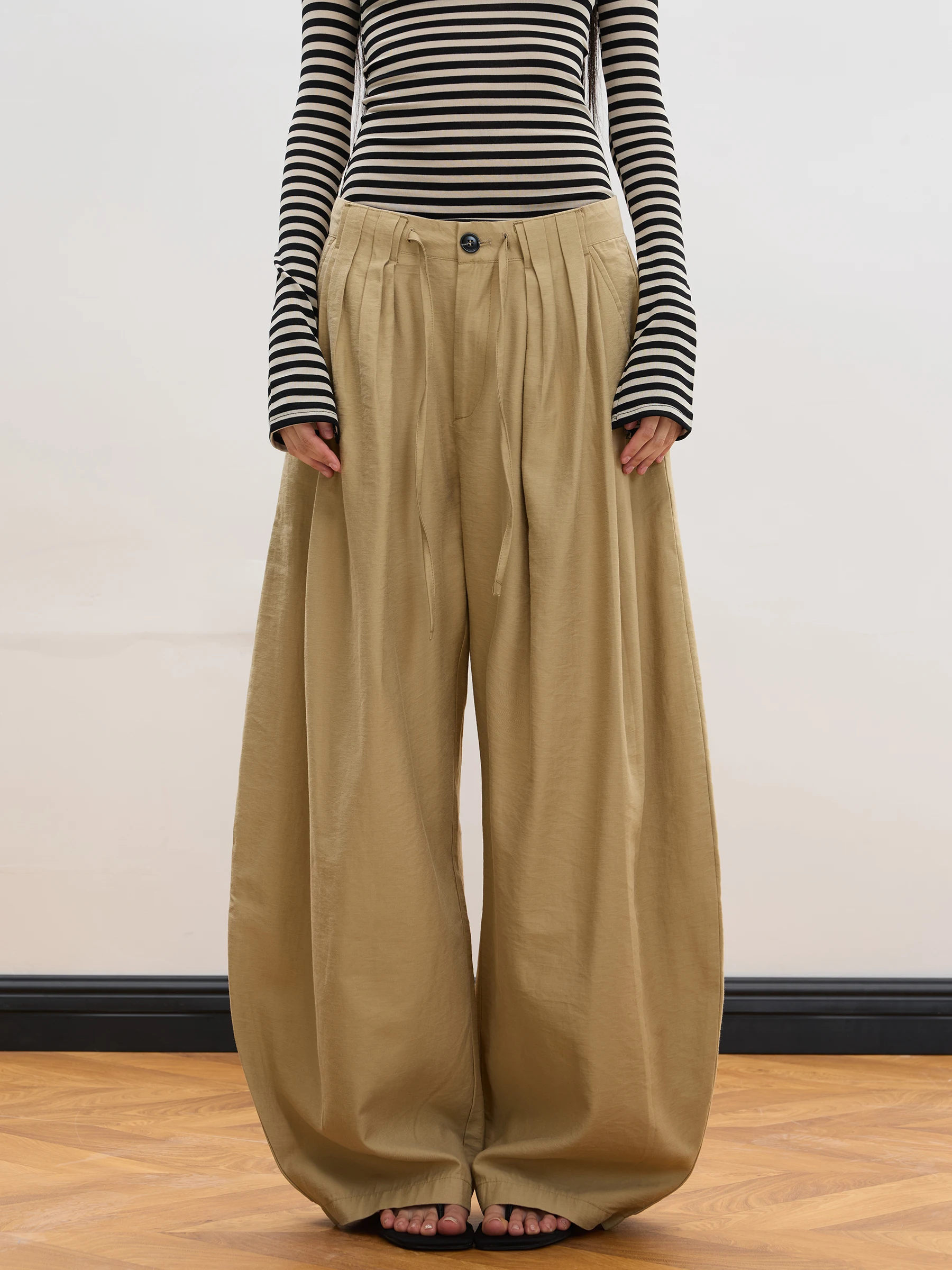 

JUNECUT Summer Cool Rayon Drawstring Casual Pants Draping Lazy Wide Leg Lantern Knife Pants Natural Waist Zipper Closure
