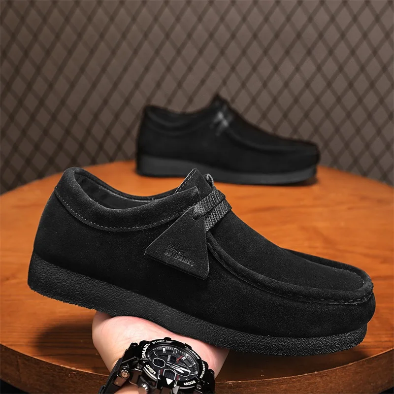Leichte Freizeitschuhe für Herren. Ein Paar Herren-Freizeit-Laufschuhe für den Frühling/Sommer im Freien. Größen 39 bis 47 – Detail 11