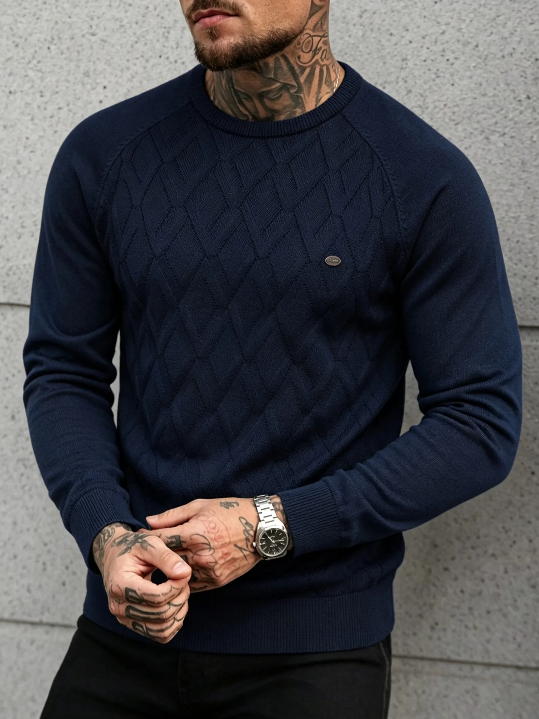 Men's Crew Neck Twisted Knit Sweater Contrast Color Trim Long Sleeve Slim Fit Pullover Autumn Winter Business Casual Knitwear