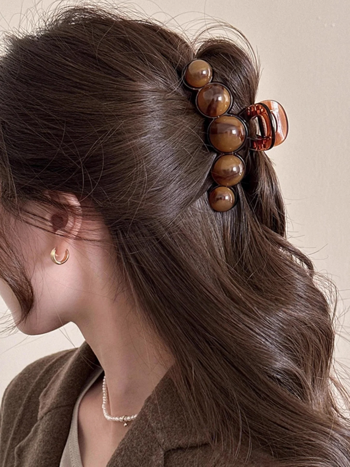 New 1pc Fashion Pearl Large Simple Elegant Acrylic Hair Claw Hairpin, Suitable For Party, Commute, Outfit Matching