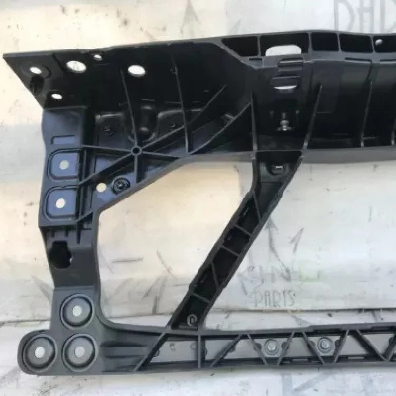 For Land Rover Defender L663 2020-23 Front Radiator Central Bumper Guard
