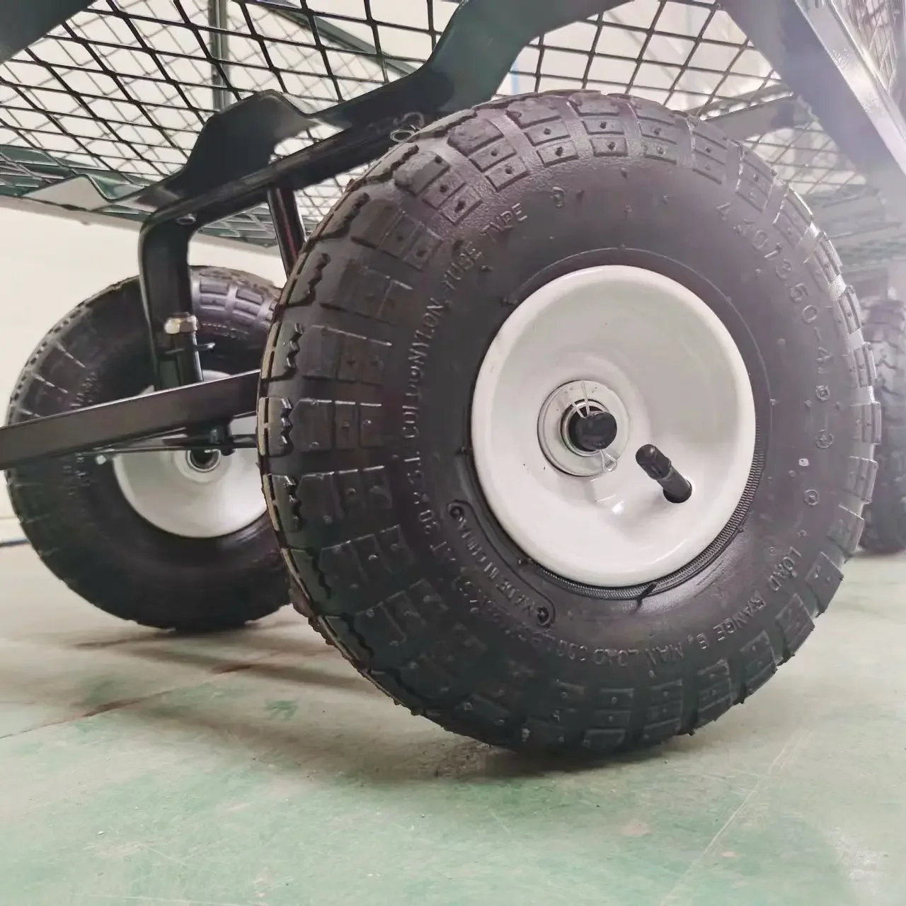 Camión de basura para jardín, carro utilitario para césped, carro de playa resistente de acero para exteriores