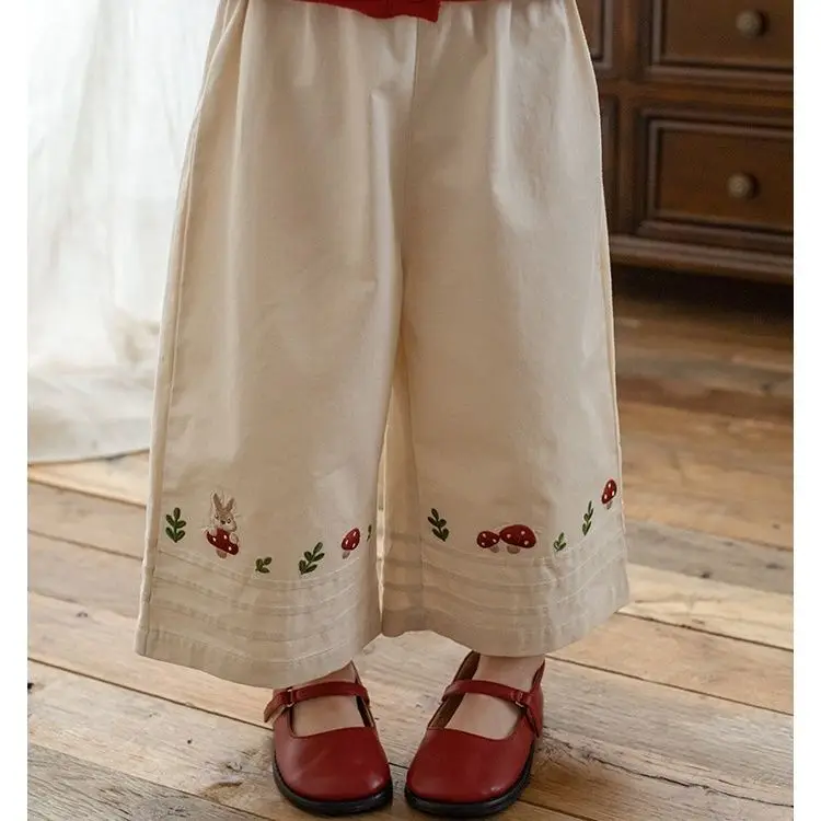 

Широкие брюки для девочек, милая вышивка, весенние новые детские свободные повседневные брюки в иностранном стиле, весна 2024, детские свободные повседневные верхние брюки