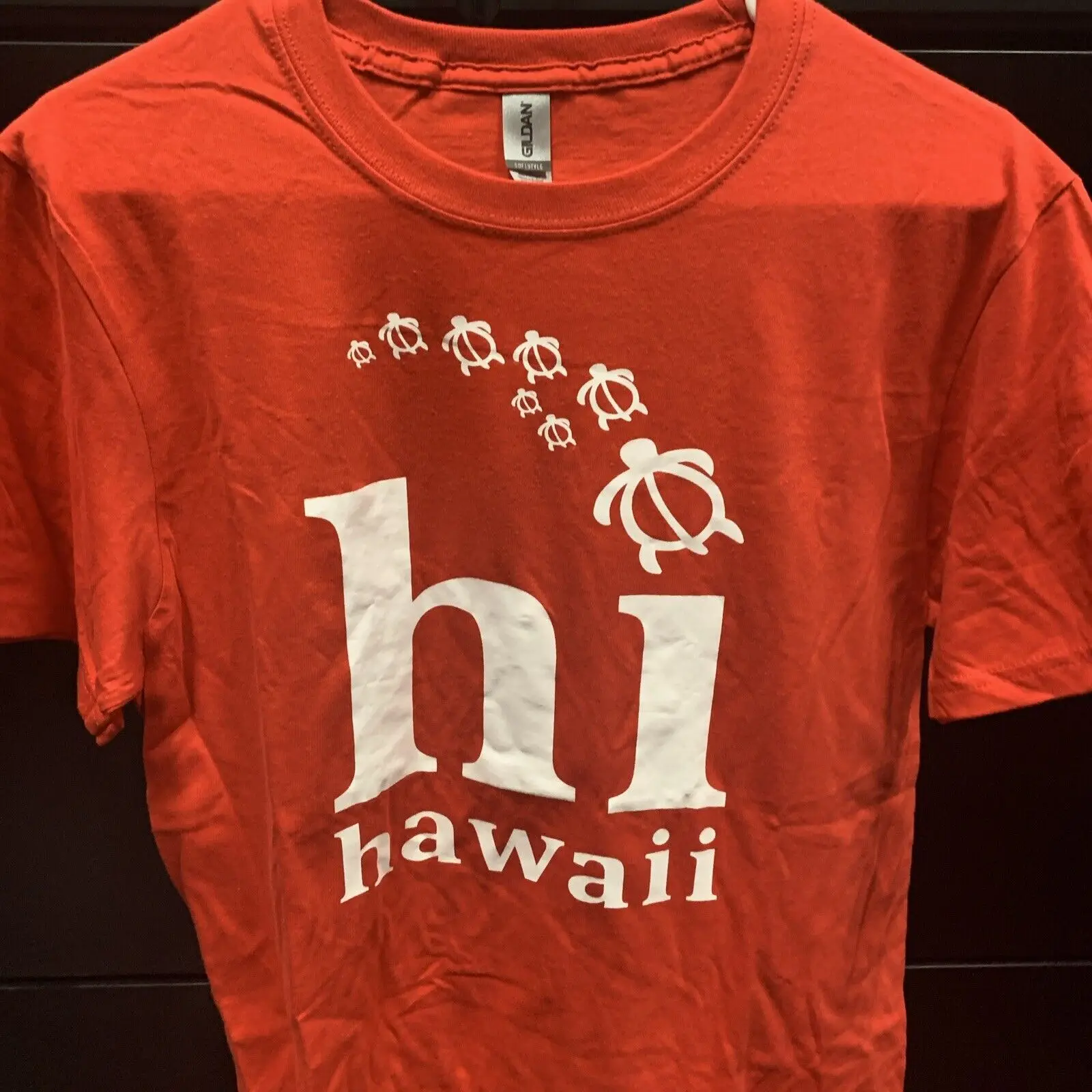 Camiseta con estampado Aloha, color rojo Hawaiano, talla mediana
