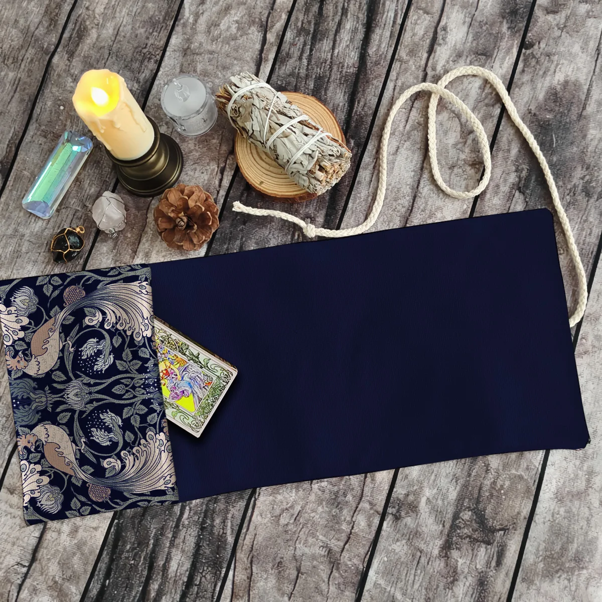 Vintage Botanical Floral Tarot Wrap Pouch Navy Blue Tarot Card Storage Bag Witchy Divination Supply for Tarot Readers