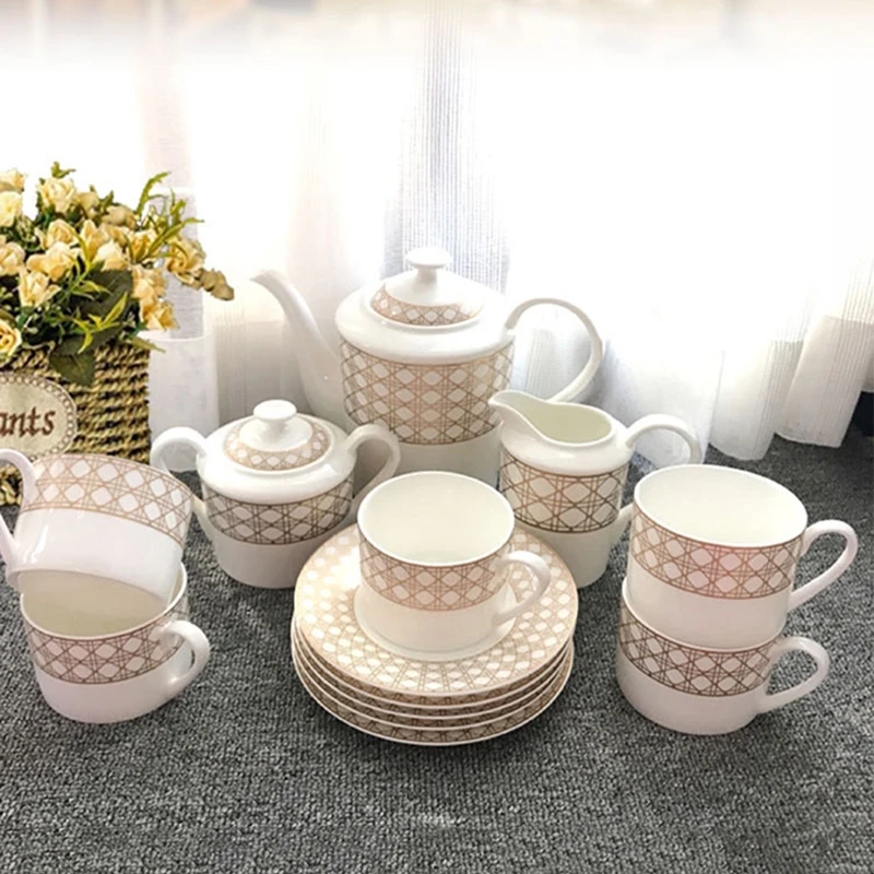 Western Dinnerware Set Checkered Design Tray Coffee Pot And Tea Cup Set Ceramic Tableware Flat Plate Salad Plate Home Use Coffee