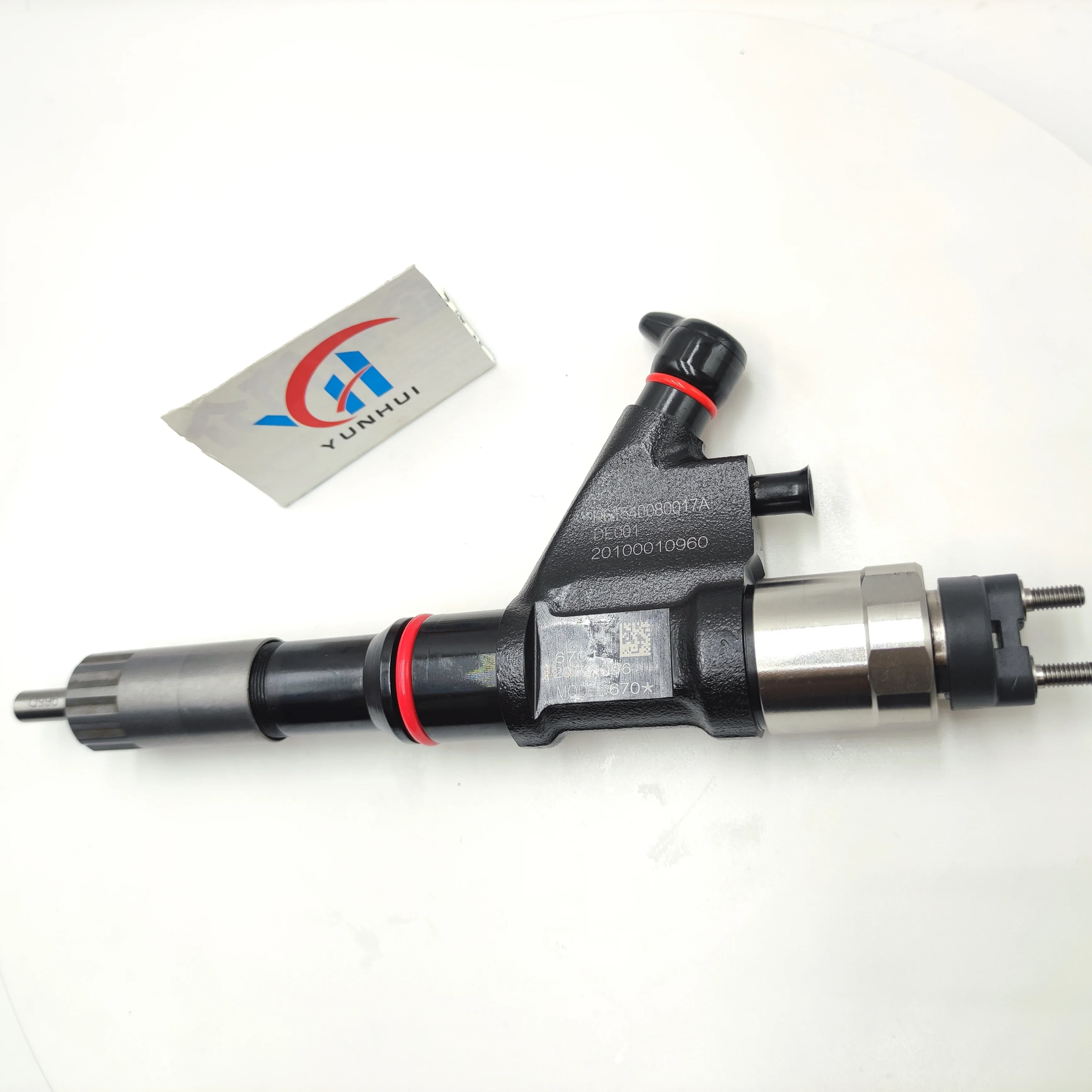 

Common Rail Diesel Fuel Injector 095000-6700 095000-6701 VG61540080017A For Denso TOYOTA HOWO