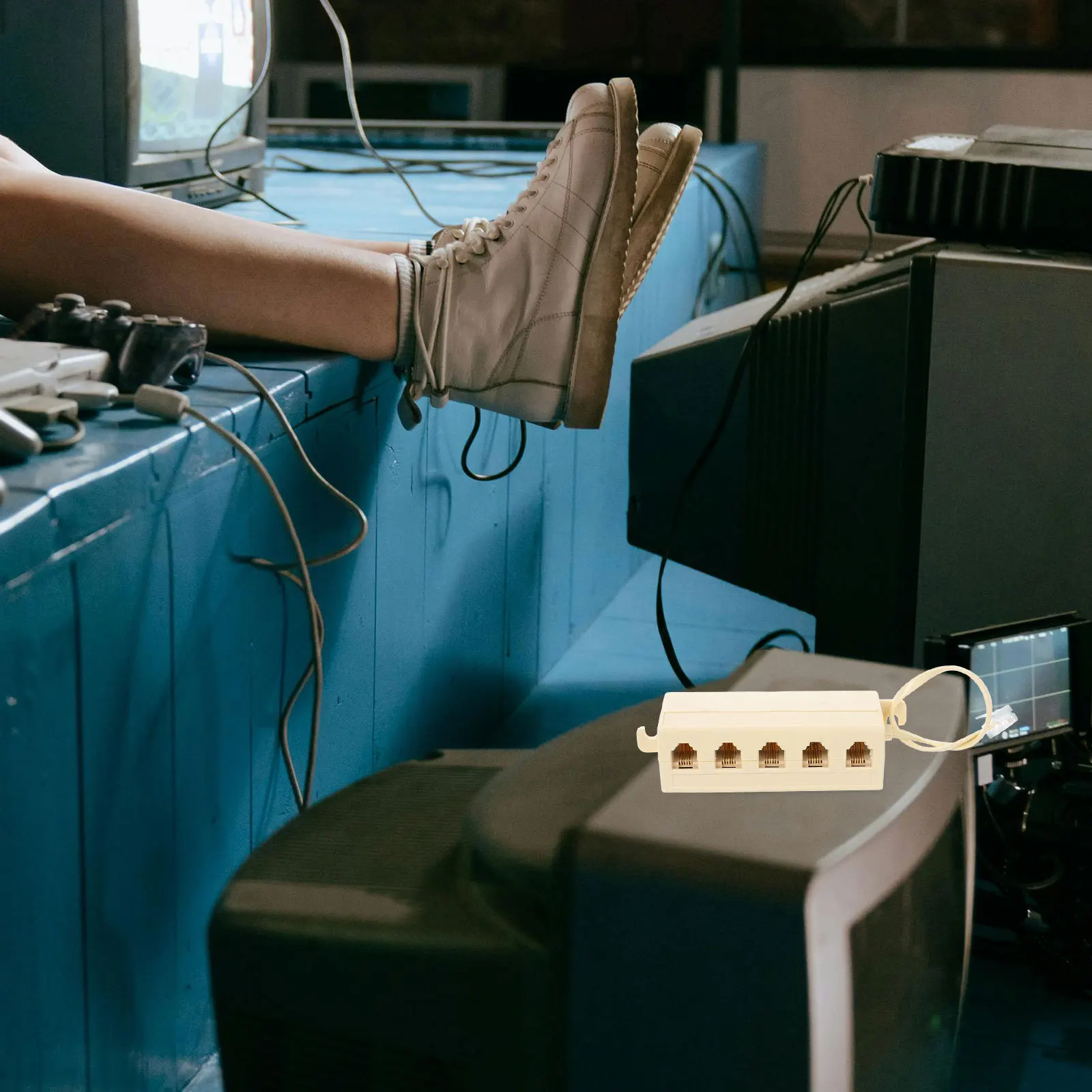 

2Pcs 5-Way Landline Splitter Adapter 6p4c Jack for Telephone Line 1 Input 5 Output Simultaneous Connection Space-Saving Portable