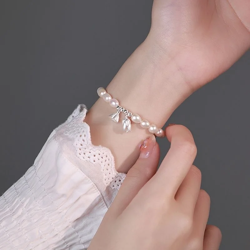 French Retro Imitation Pearl Lotus Seedpod Handmade Bracelet for Women Light Luxury Unique Niche Joyful Bead Bracelet Wholesale