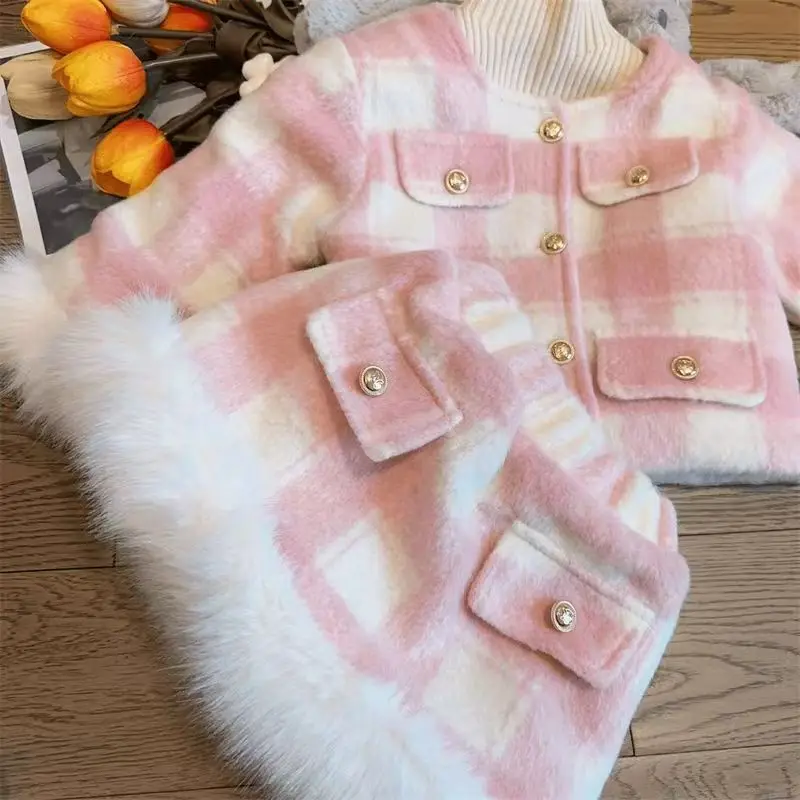 

2025 New Thickened Fleece Checkered Autumn and Winter Elegant Socialite Small Fragrant Style Sweater Two piece Set
