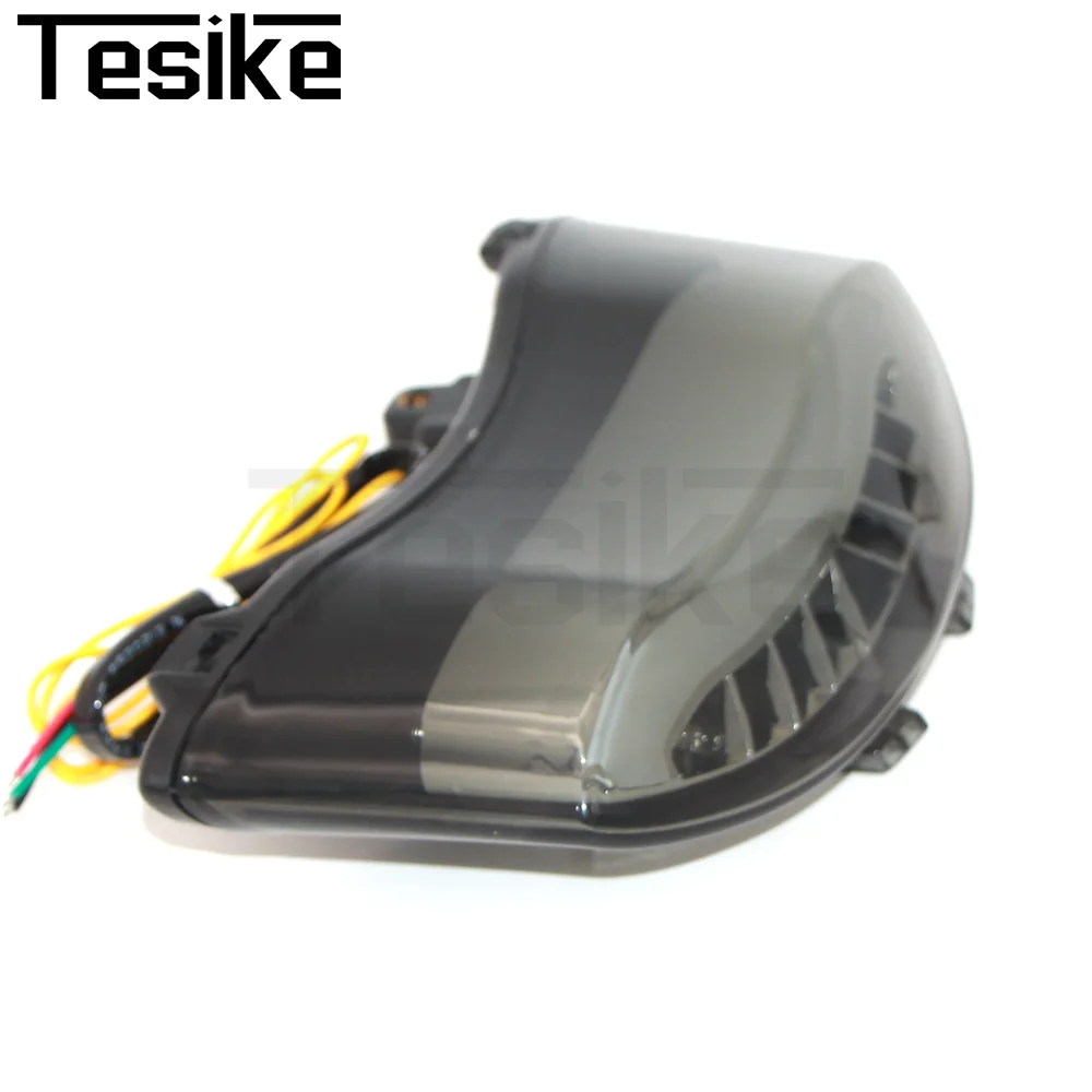 

Integrated LED Tail Light with Turn Signal for Triumph Daytona 675 2005-2010 Smoked/Clear Lens Brake Running Light Combo