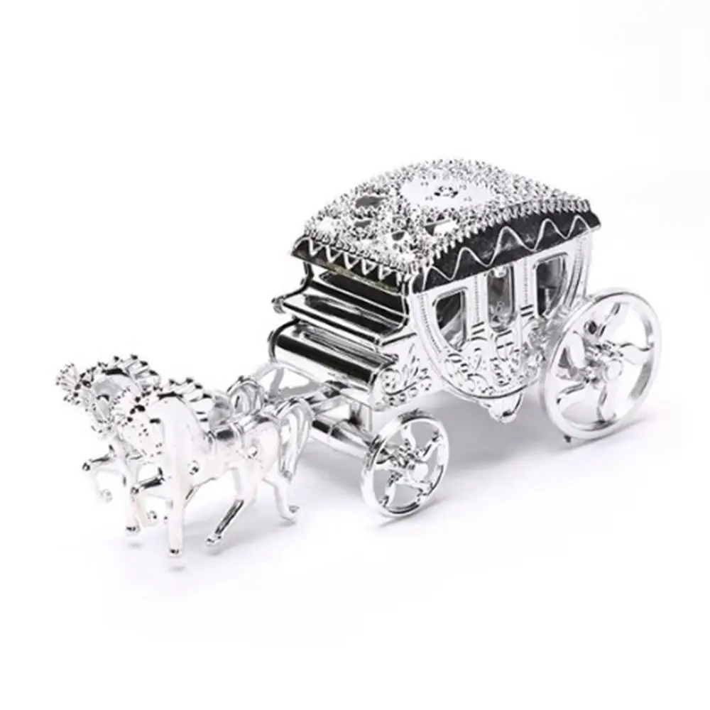 Portable Exquisite Carriage Candy Box High-end Cute SmallCarriage Ornaments Plastic Carriage Model Wedding Party