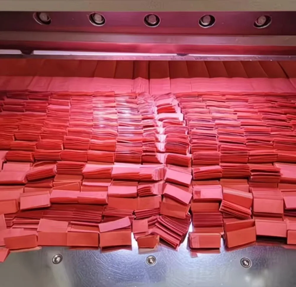 5kg White Spray Paper, No Packaging Version, Affordable Price, Wholesale By The Manufacturer.