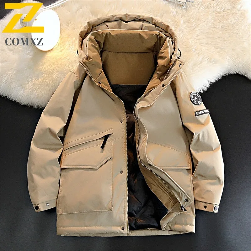COMXZ Hochwertige Herren-Daunenjacke, Premium-Kapuze, Outdoor-Reiten, winddicht, Puffer-Coa, trendige Streetwear, warmer Komfort-Wintermantel