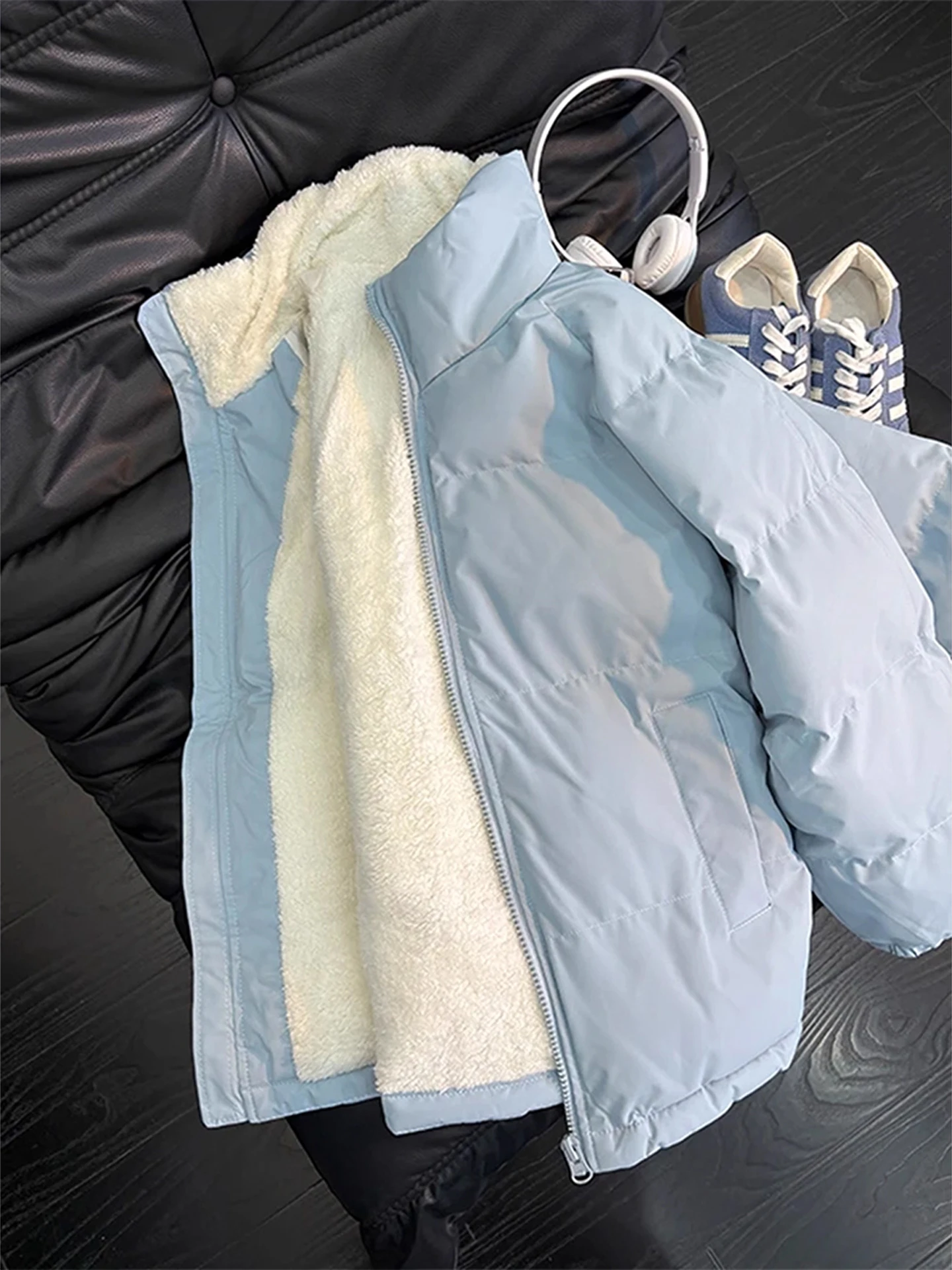 

Men's Thiened Lamb Velvet Winter Coat Warm Cotton Jaet Stand Collar Fce Lined Cold Resistant Outerwear for Couples