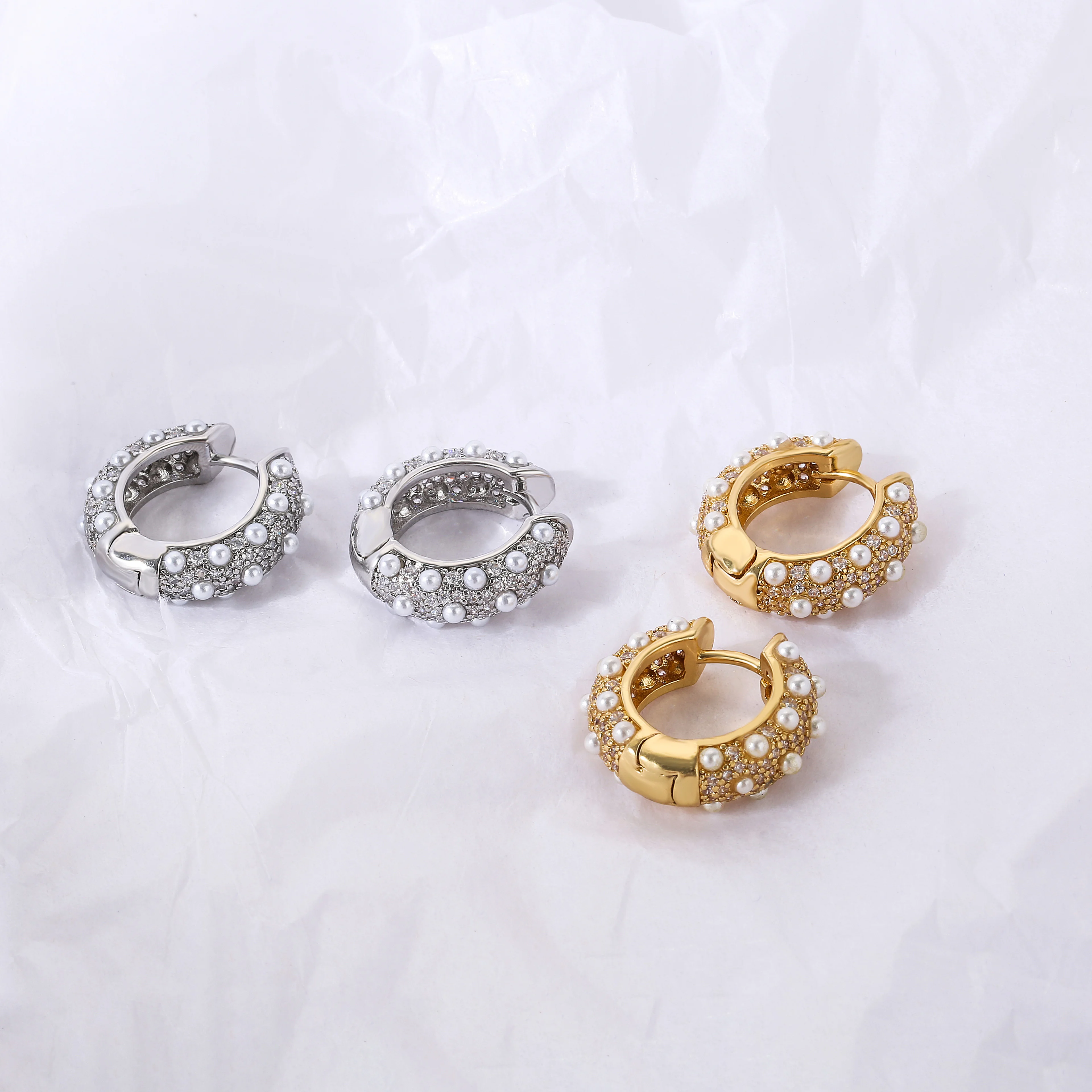 HECHENG, New Style Contracted  Pearl Earrings For Women Round Zircon Geometric Stud Earring Women Party Jewelry