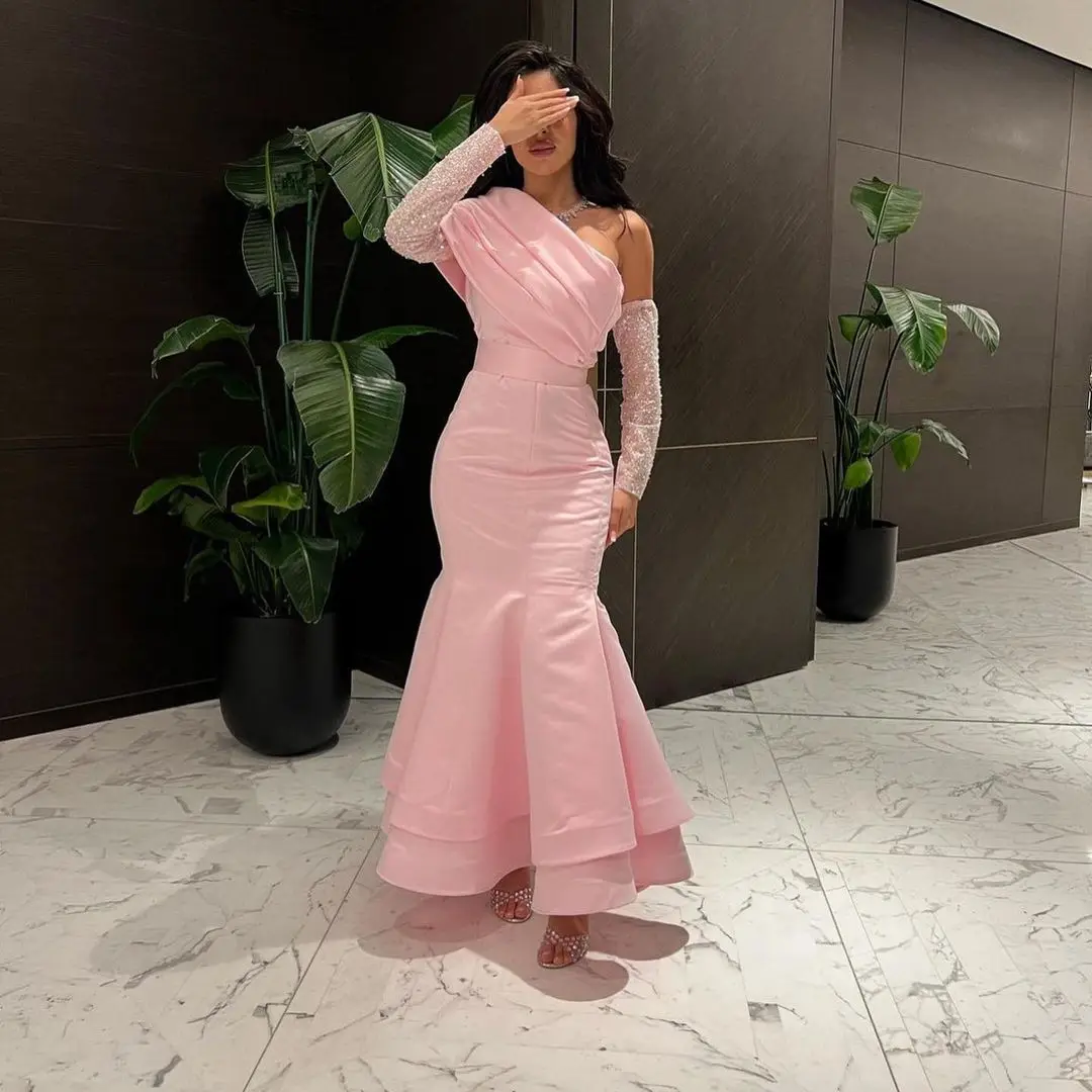 

Vintage Mermaid One Shoulder Pink Satin Prom Dresses Beadings Sequins Long Sleeves Pleated Floor Length Formal Party Dresses