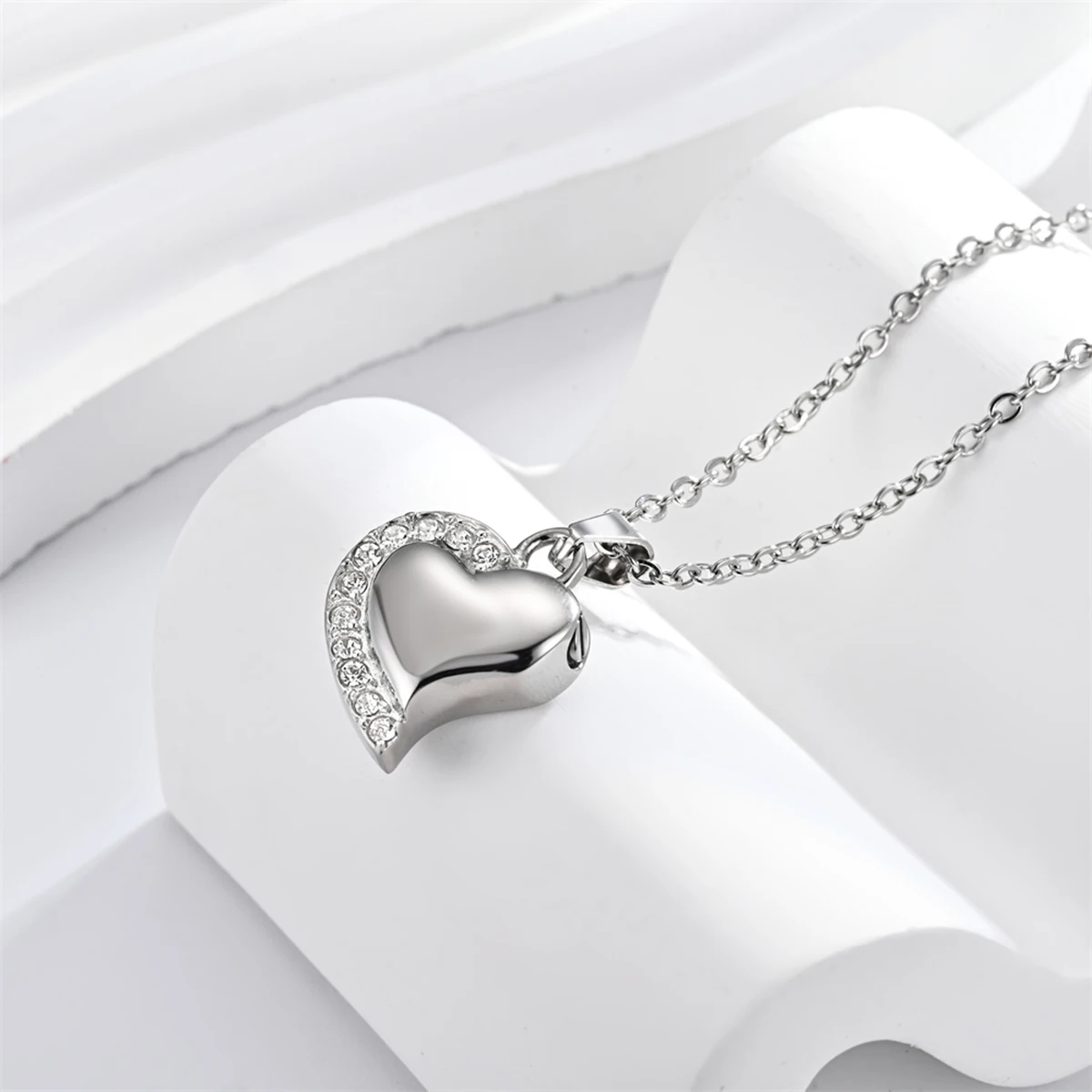 New Simply Crystal Heart Cremation Urn Necklace Funnel Fill Kit Keepsake Memorial Ashes Stainless Steel Pendant 2 Colors