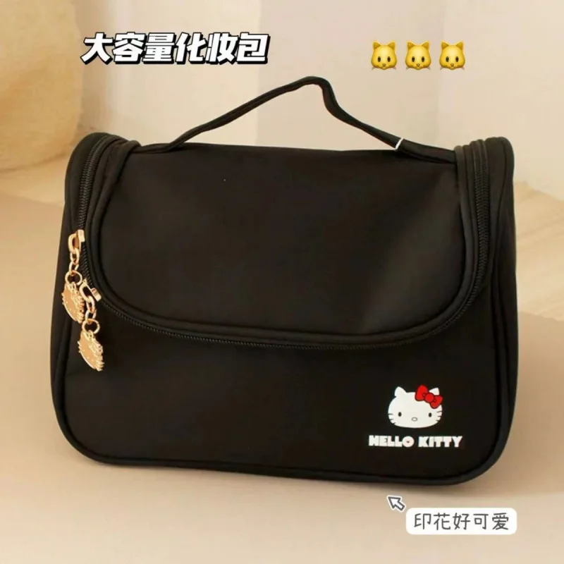Bolsa de maquiagem com desenho de gato fofo da Hello Kitty, bolsa portátil de grande capacidade para viagem, bolsa de armazenamento de produtos de hig