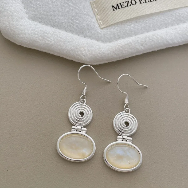 Minar New Retro Oval Resin Metallic Geometrical Bottle Gourd Long Drop Earrings for Women Silver Plated Copper Alloy Jewelry