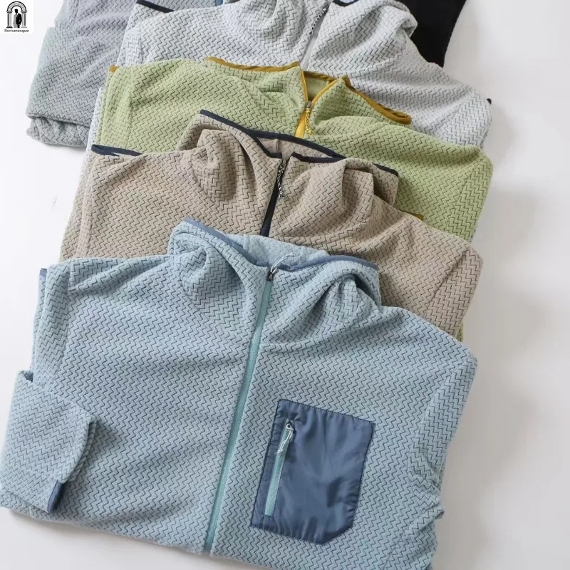 Soft Shell Lightweight Jackets Suitable for Both Men and Women in Autumn and Winter Casual Sweatshirts Outdoor Sports Coats