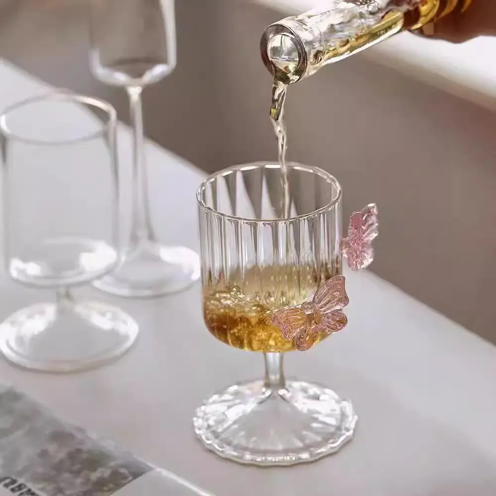 

Heat-resistant High Legged Glass Cup Decorative INS INS Butterfly Wine Glass High Beauty 3D Butterfly
