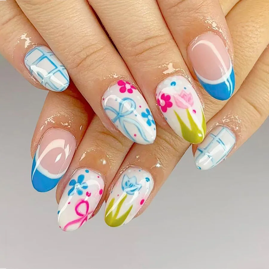 

24Pcs Short Round Head Fake Nails Blue White French Detachable Full Cover Nails Tips with Flower Plaid Bow Press on False Nails