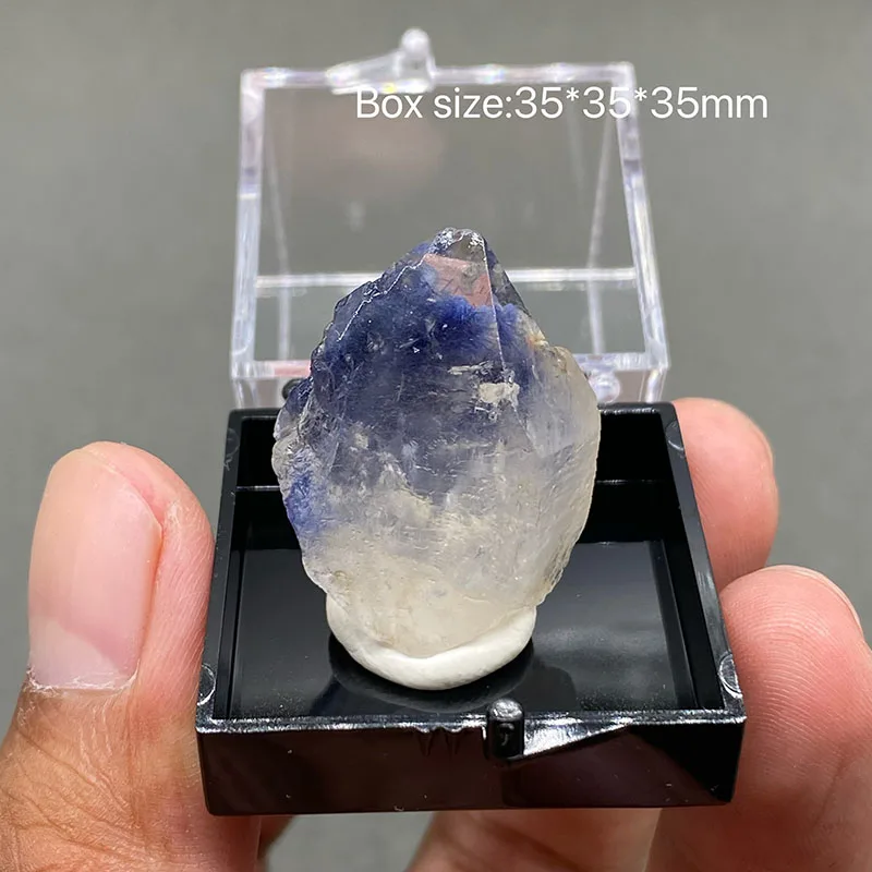 

100% Natural Brazilian blue dumortierite Crystal mineral specimens crystal Box size:35*35*35mm