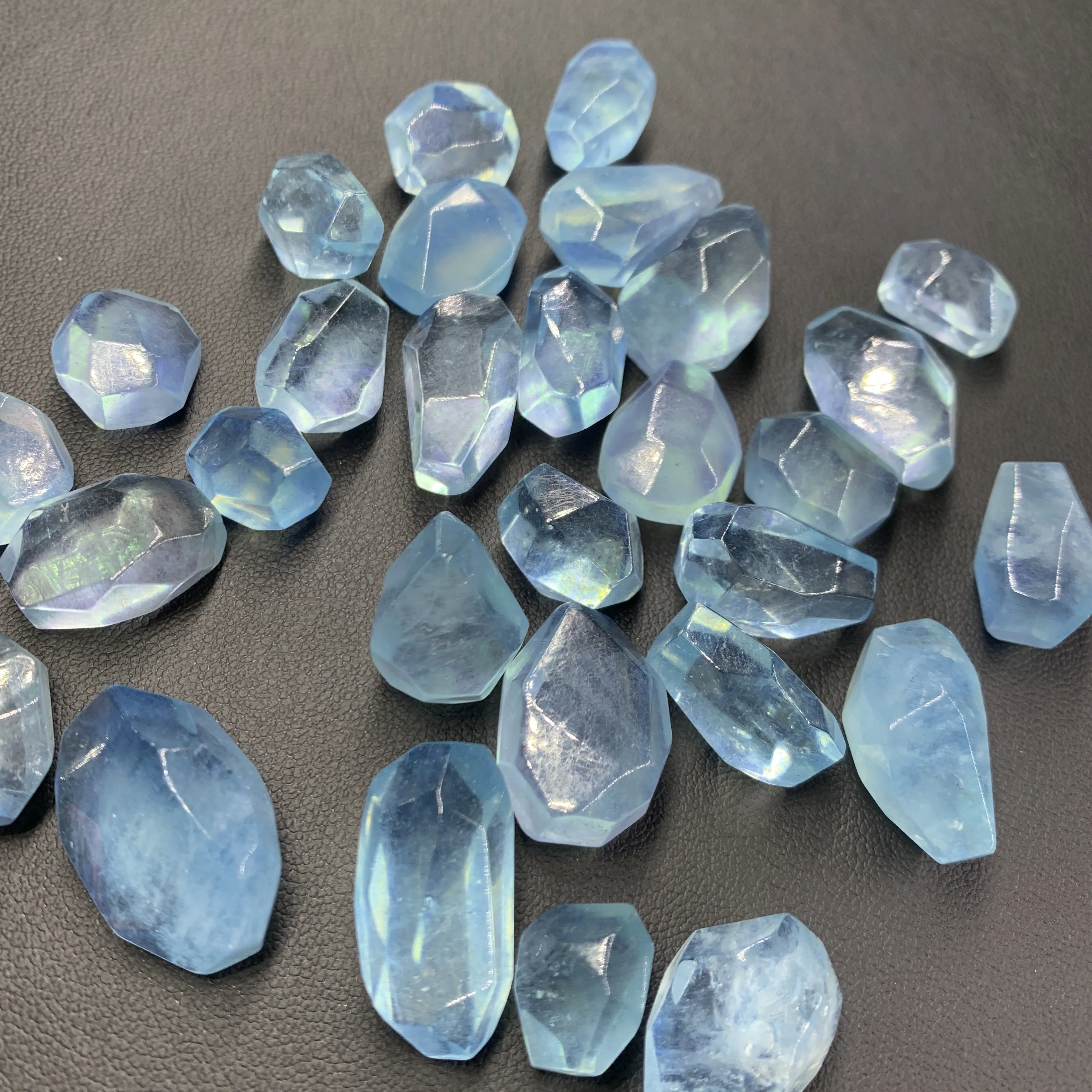 Natural Polished Aquamarine polyhedral for jewelry design