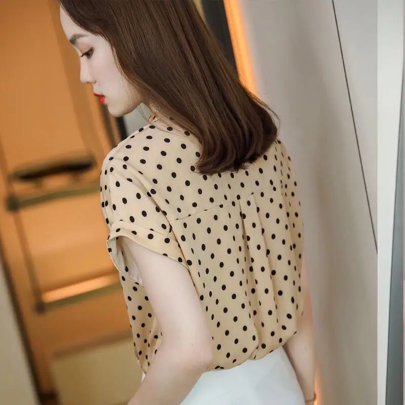 Polka Dot Standing Collar Chiffon Shirt for Women\'s Summer Korean Edition Short Sleeved Fashion Casual Commuting Versatile Top