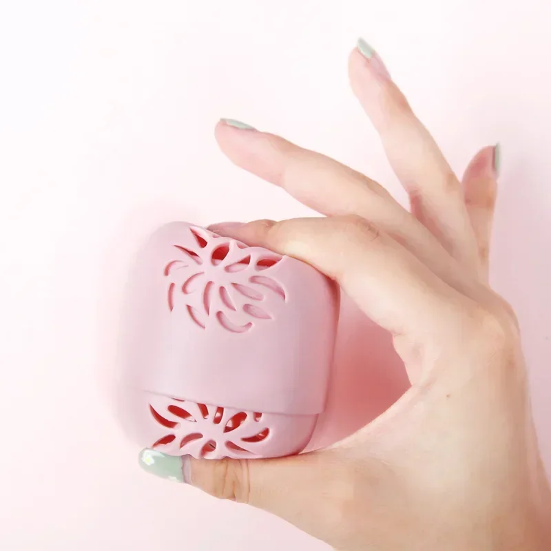 Przenośny uchwyt na blender do makijażu, pudełko do przechowywania gąbki kosmetycznej, miękki silikonowy futerał do czyszczenia i suszenia puszka kosmetycznej, narzędzie do makijażu, 1 szt.