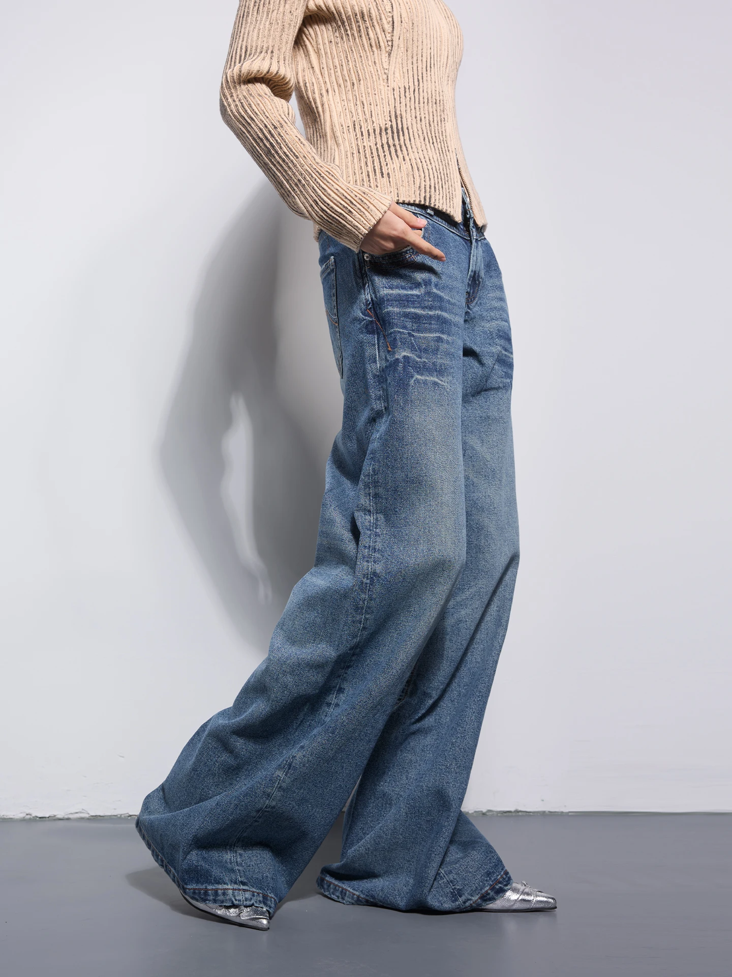 

Retro Low Waist Straight Leg Pure Cotton Denim Jeans Slimming Casual Pants for Women Comfortable Classic Blue Jeans