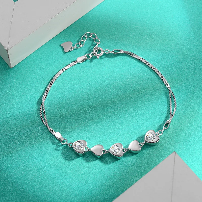 

18k White Gold 1.5ct Moissanite Bracelet, Platinum Pt950 Simple and Versatile Love Heart-shaped Bracelet for Women Fine Jewelry