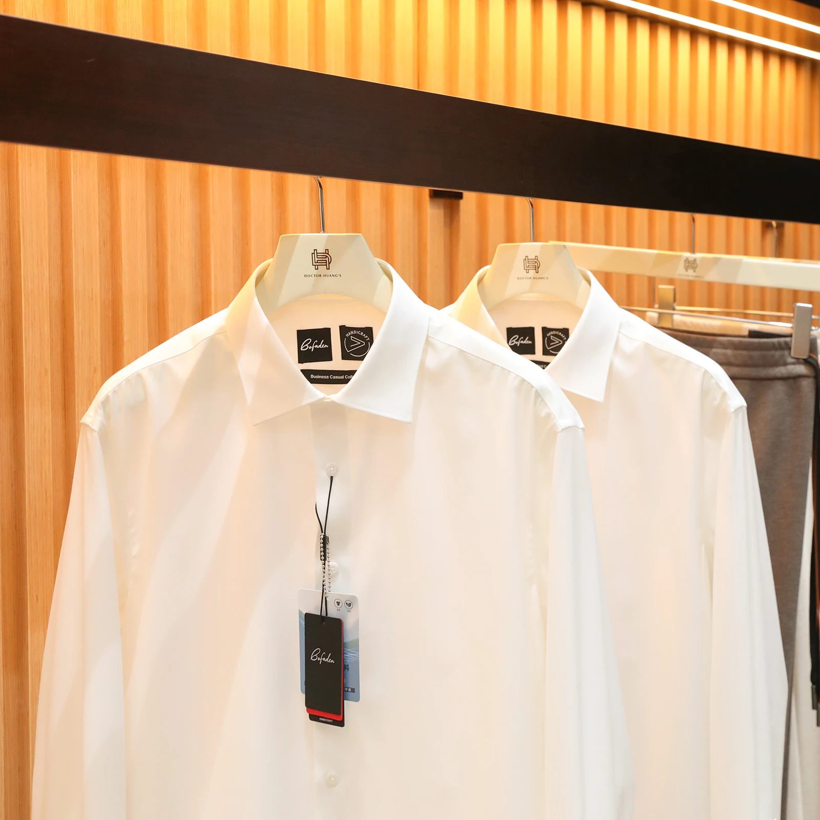 

Мужская повседневная рубашка-поло из полиэстера, лиоцелла и спандекса, не требующая глажки, с защитой от сминания, свободного кроя, белая, модная, для многослойных образов