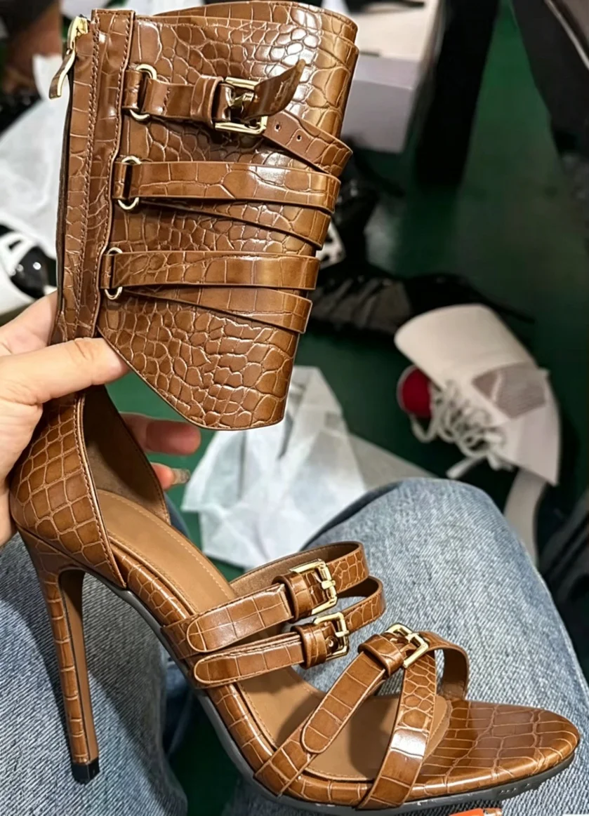 

Vintage Gladiator Heels Stone Prints Leather Heeled Sandals Matal Decor Luxury Summer Boots Open Toe Sandalias De Mujer 2026