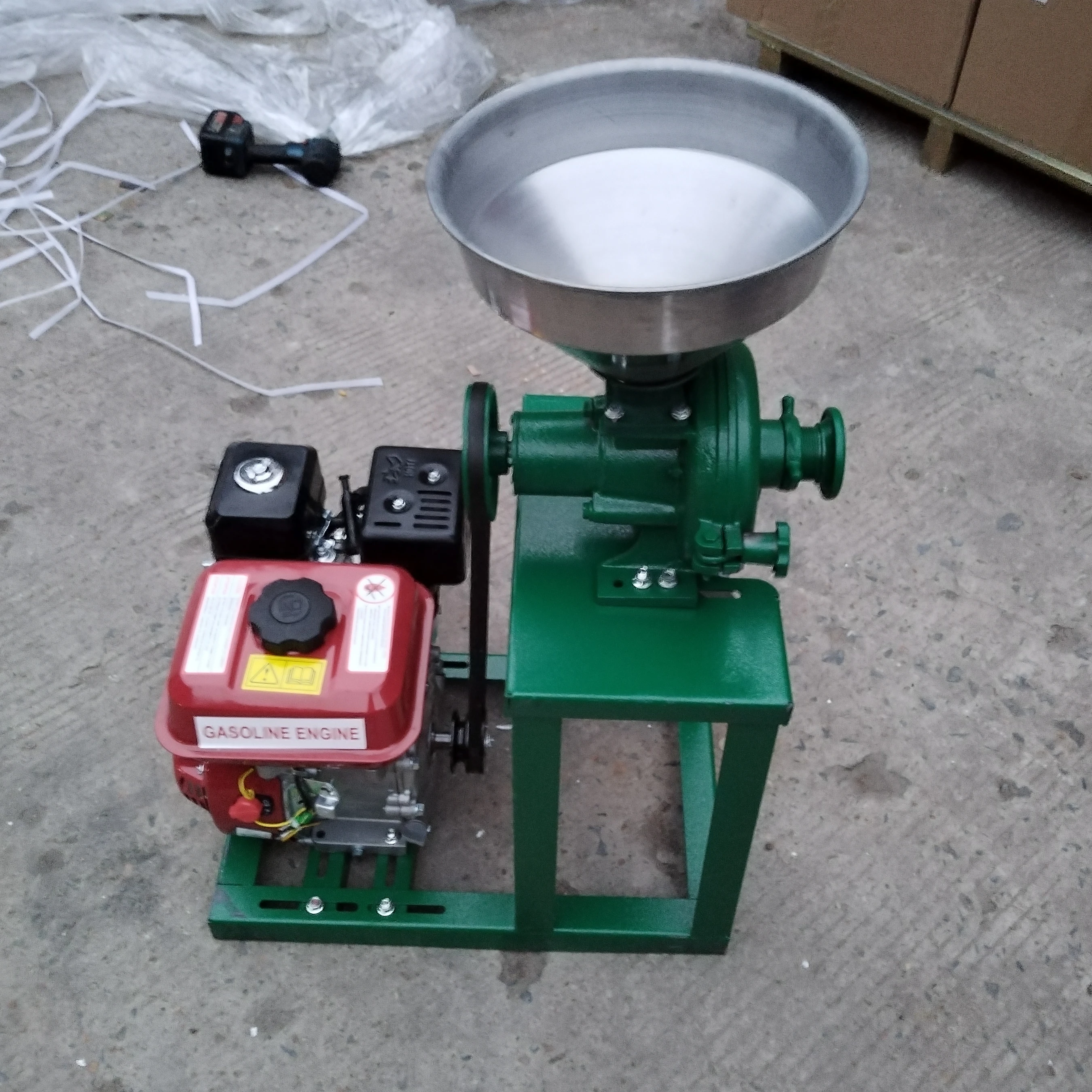 High Cereals Flour Mill Corn Crusher Grinder Grain Pulverizer State-of-the-Art Machine for Crushing Pulverizing Grains