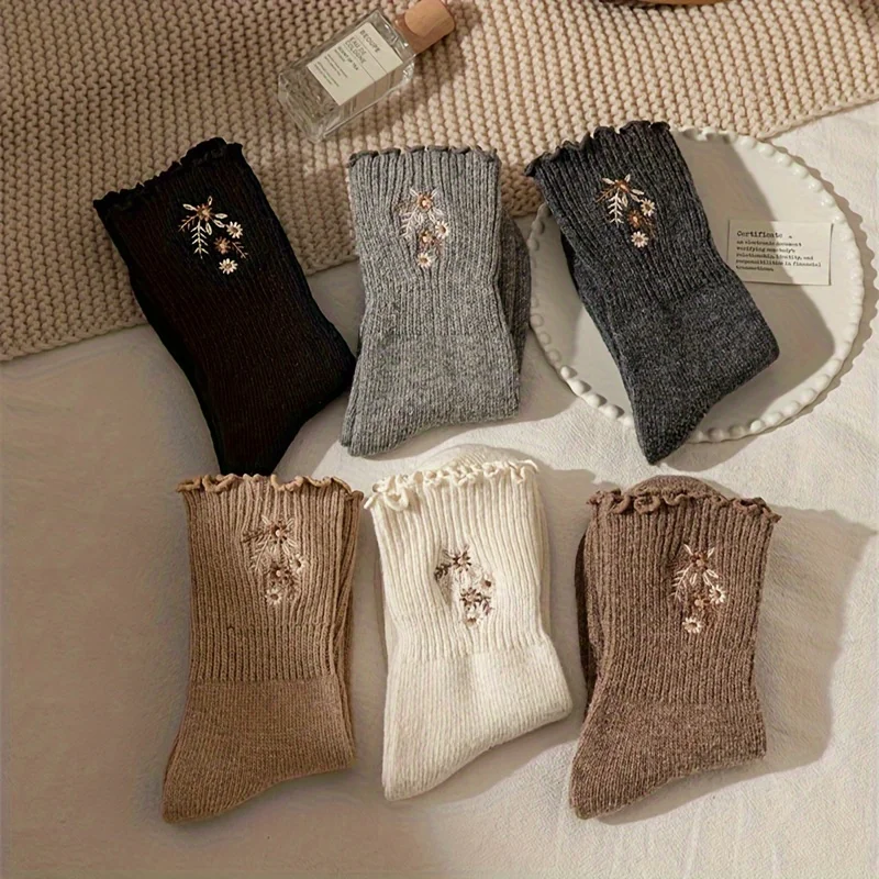 6Pair Plush Embroidery Small Flower Mid-Calf Socks Women Autumn Winter Lined Thick Warmth Wood Ear Mushroom Lace Postpartum Sock