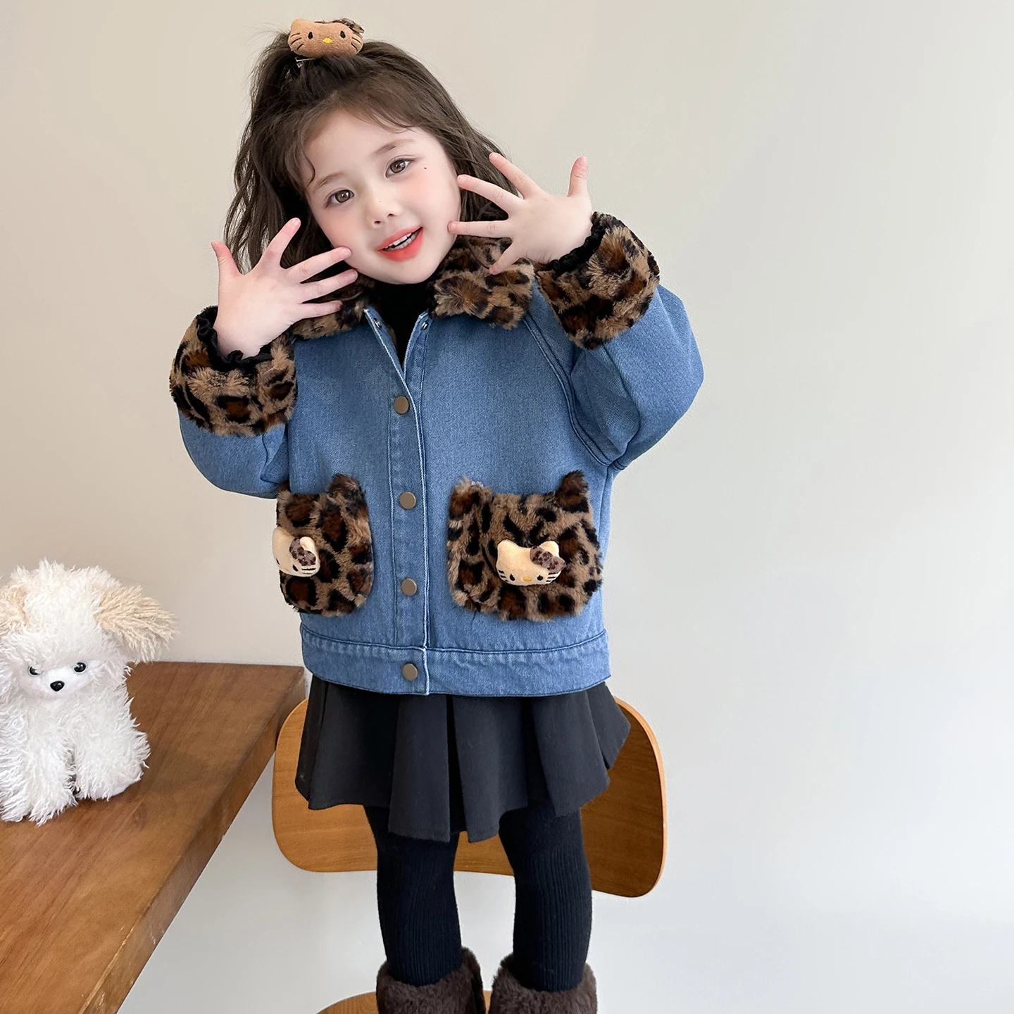 

Детское флисовое джинсовое пальто Hello Kitty для девочек, однобортная теплая куртка в стиле ретро с леопардовым принтом, зимнее шикарное утепленное пальто