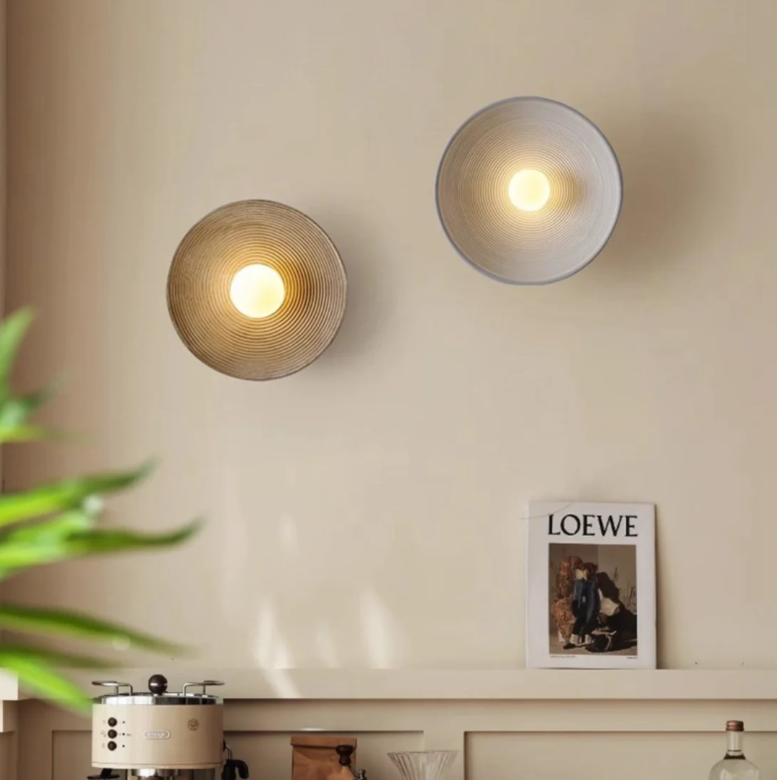 Nordic Retro Creative Round Wall Sconce Wabi‑sabi Resin Lamp for Living Room Bedroom Bedside Hotel Corridor Decor Lighting
