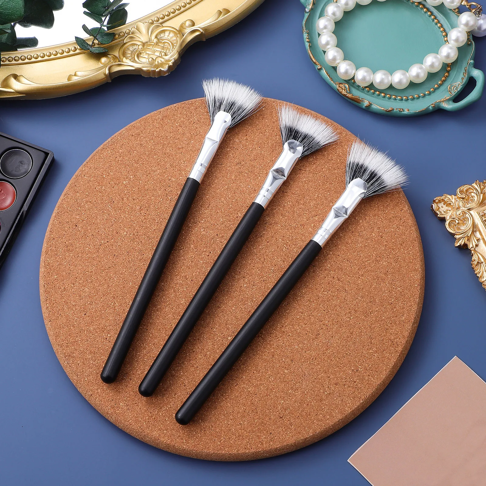 3 szt. Uniwersalne pędzle do rzęs w kształcie wachlarza, profesjonalne narzędzia do stylizacji brwi, pędzel do tuszu, pędzel do rzęs, pędzle do makijażu oczu