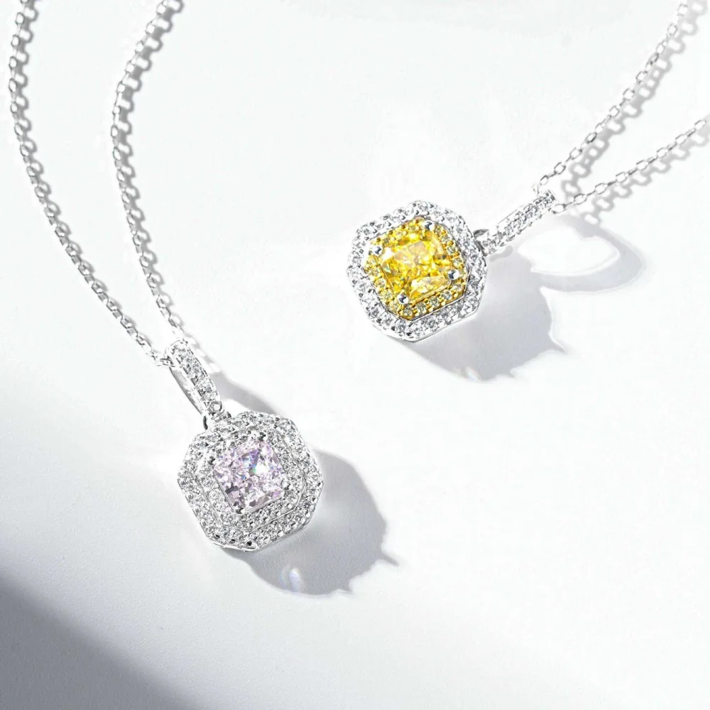 Luxury and Exquisite 18K Real Platinum PT950 Necklace for Women High-end Square Package Perfume Bottle Pendant Necklace