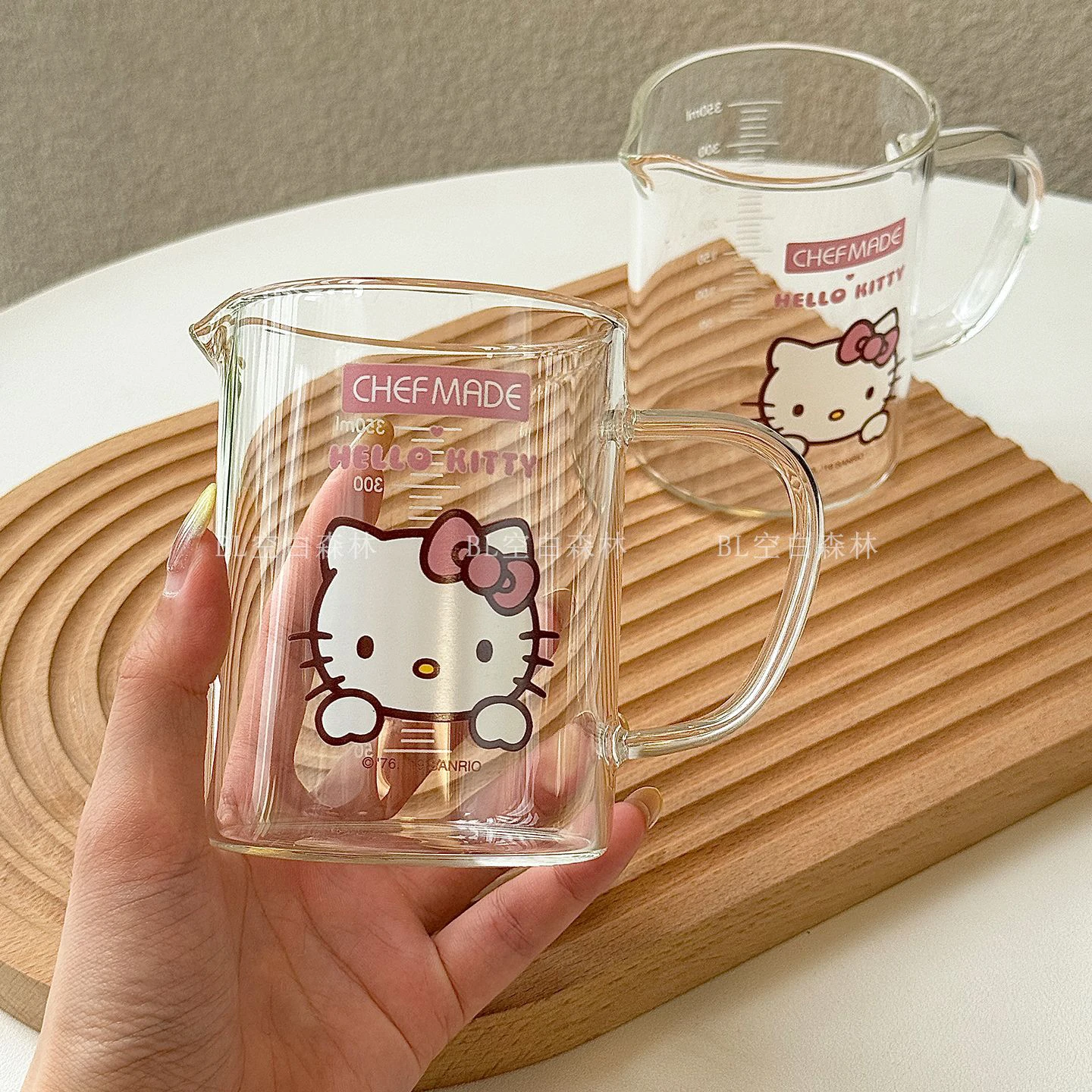 

New Hello Kitty Glass Measuring Cup Cute Cartoon Children's Scale Milk Cup Microwave Heated Cup Breakfast Cup Oat Cup Water Cup
