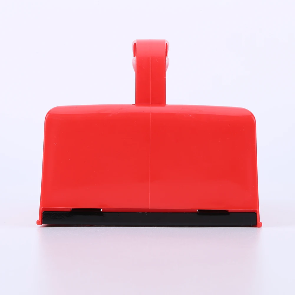 Ergonomic Berry Pick Rake with Metal Comb Berry Picker Plastic Blueberry Picker Scoop Labor Saving for Easier Berry Harvester