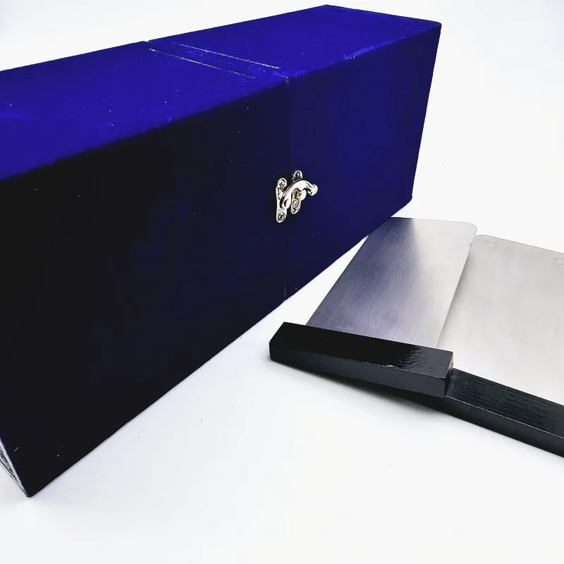 Professional Arm Chopper Stage Magic Tricks Large Scale Hand Severing Illusion Visible Blade Cutaway Design Prop Magician Magi\c