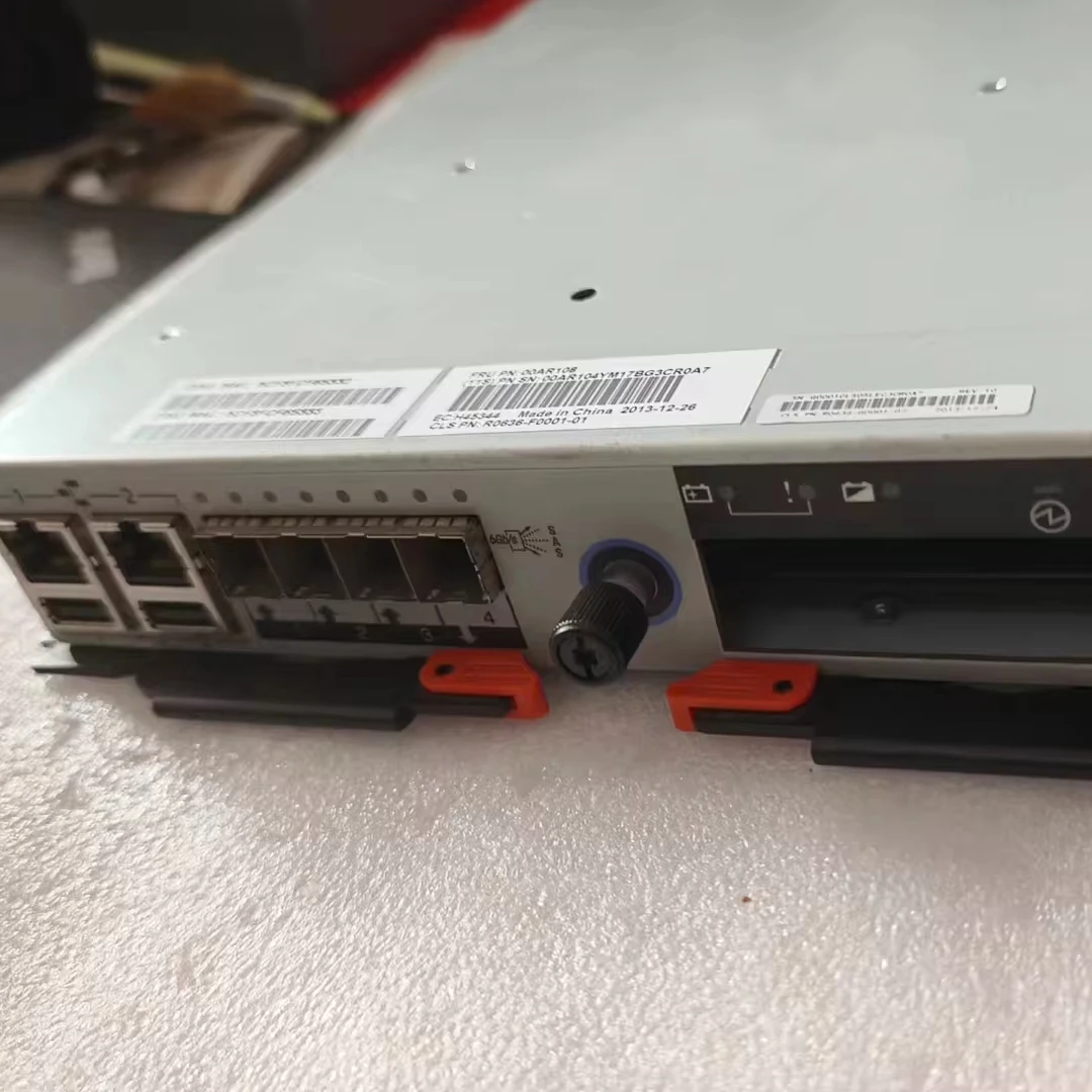 00AR108 00AR104 00RY382 Storage V3700 6099-24C Controller TDPS-800BB