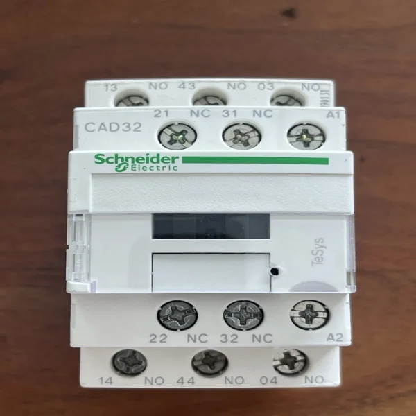 

Контактор Cad32f7 110 В переменного тока, электрическая катушка, новый оригинальный точечный Plc